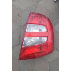 Фонар задній  skoda fabia 1999-  хечбек 6Y6945096B